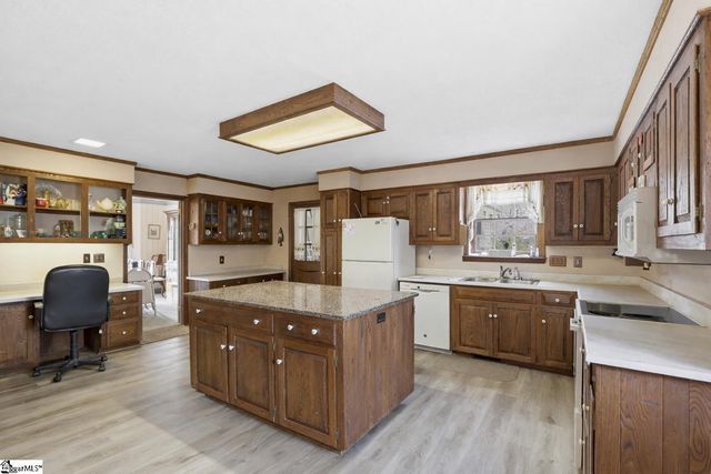 209 Powdersville Main, Powdersville, SC 29642