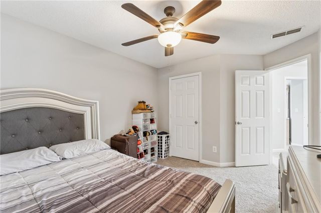 2000 Maple Ridge NW Court, Acworth, GA 30101