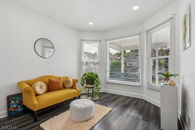 31 Vanderbeck Pl, Hackensack City, NJ 07601
