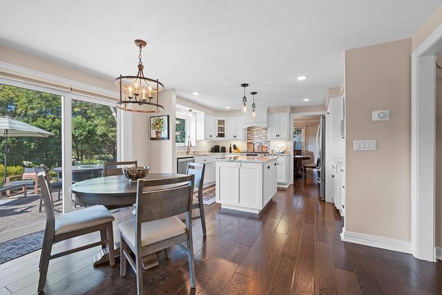 2850 MAYFLOWER ROAD, Green Bay, WI 54311