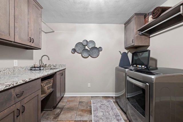 2850 MAYFLOWER ROAD, Green Bay, WI 54311