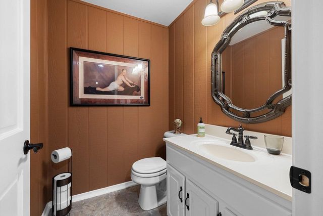 2850 MAYFLOWER ROAD, Green Bay, WI 54311