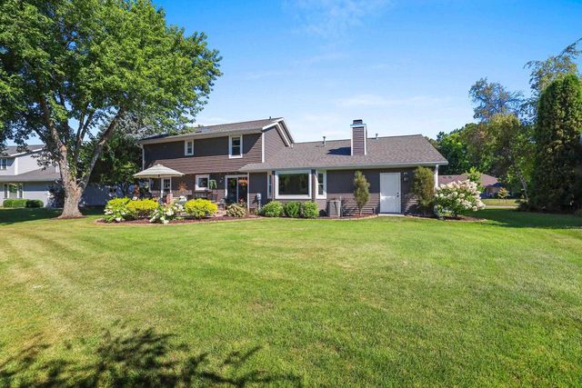 2850 MAYFLOWER ROAD, Green Bay, WI 54311