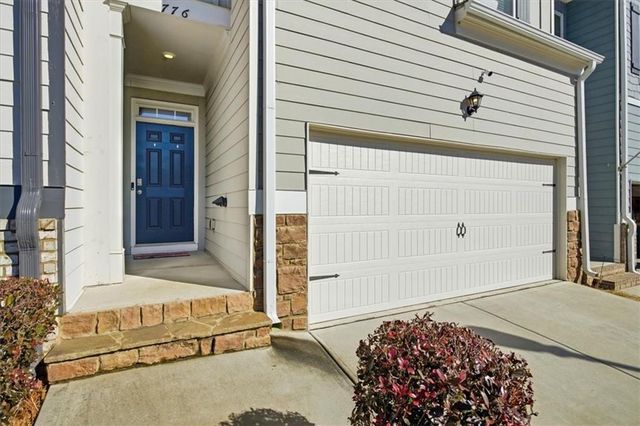 776 Woodstock Grove, Woodstock, GA 30188