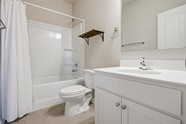 776 Woodstock Grove, Woodstock, GA 30188