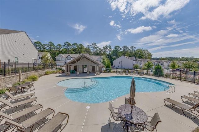 776 Woodstock Grove, Woodstock, GA 30188