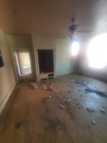 2900 W College Street, Shreveport, LA 71109