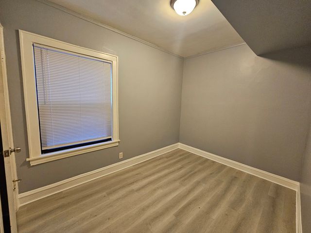 6604 Roosevelt Road 2F, Oak Park, IL 60304