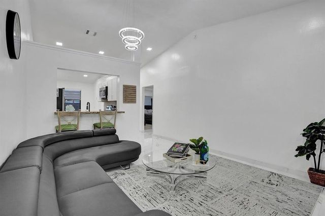 5434 SW 25th Avenue, Dania Beach, FL 33312