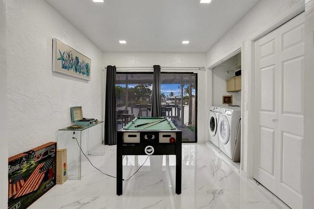 5434 SW 25th Avenue, Dania Beach, FL 33312