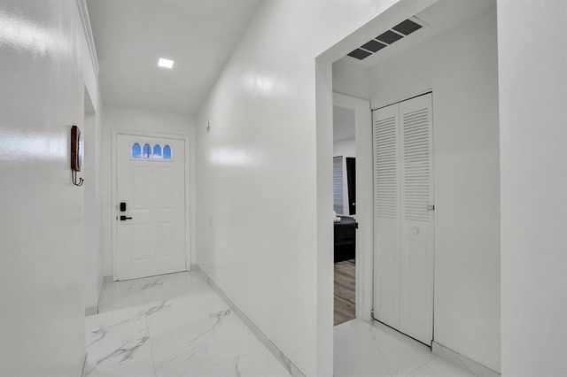 5434 SW 25th Avenue, Dania Beach, FL 33312