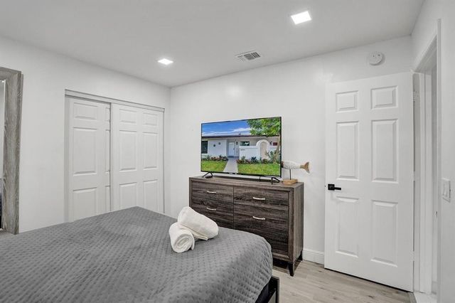 5434 SW 25th Avenue, Dania Beach, FL 33312