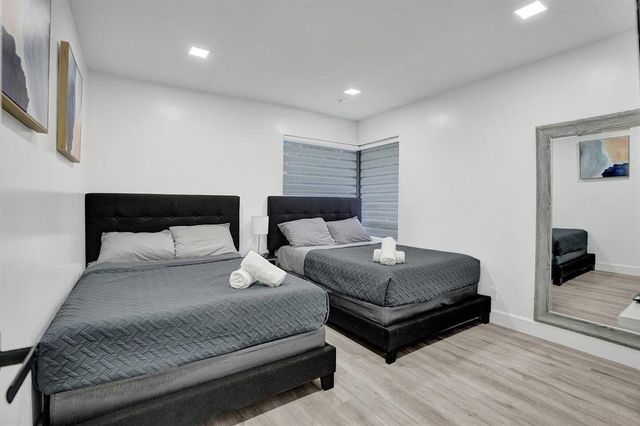 5434 SW 25th Avenue, Dania Beach, FL 33312