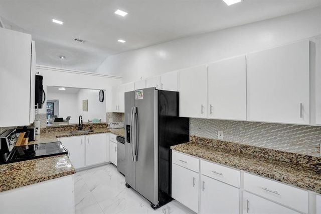 5434 SW 25th Avenue, Dania Beach, FL 33312