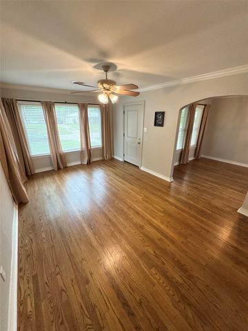 3824 Greenway Place, Shreveport, LA 71105