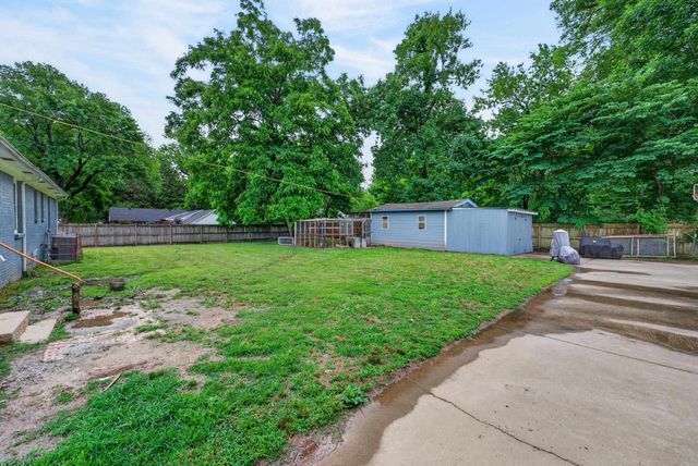 5811 WOODLAWN RD, Bartlett, TN 38134