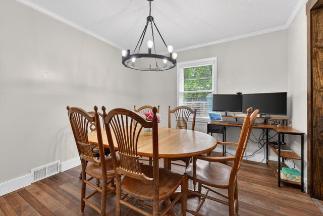 5811 WOODLAWN RD, Bartlett, TN 38134