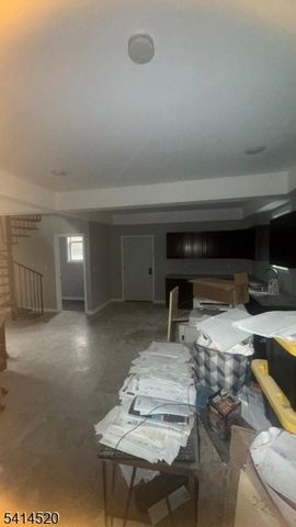 700 Park Ave 3, Elizabeth City, NJ 07208