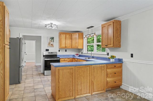 163 Madison Avenue NE, Concord, NC 28025