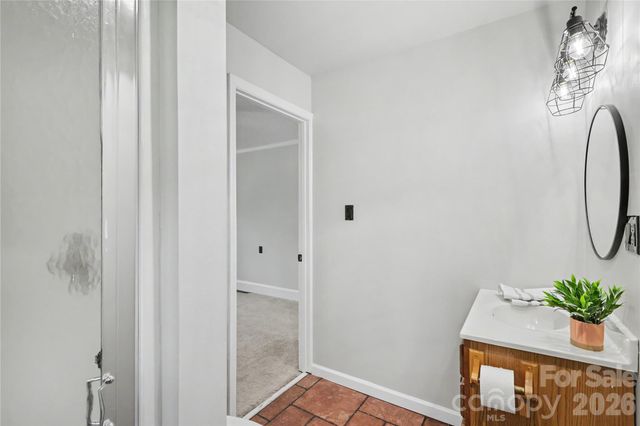 163 Madison Avenue NE, Concord, NC 28025