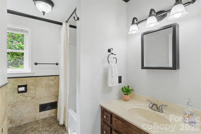 163 Madison Avenue NE, Concord, NC 28025