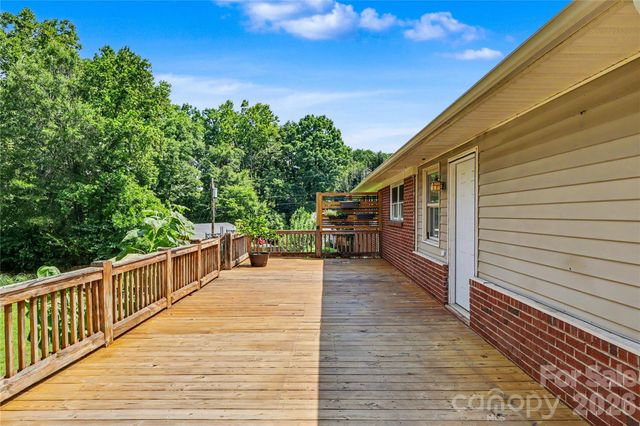 163 Madison Avenue NE, Concord, NC 28025