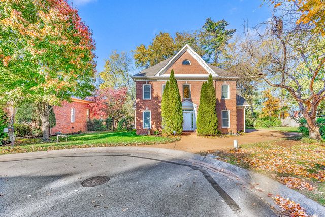 1605 Ardenwood Ct, Nashville, TN 37215