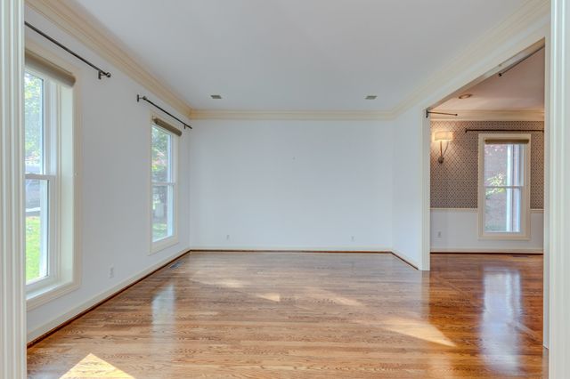 1605 Ardenwood Ct, Nashville, TN 37215