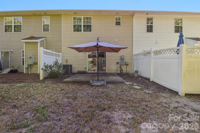 124 Clydesdale Court, Matthews, NC 28104