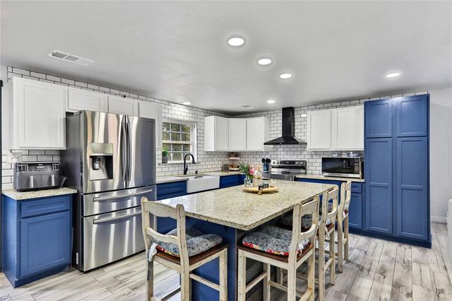 19800 Woodridge Drive, Newalla, OK 74857