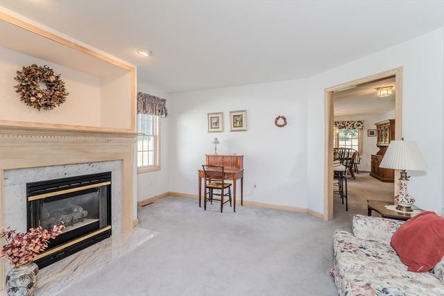 45 Shadow Brook Est 45, South Hadley, MA 01075