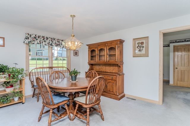 45 Shadow Brook Est 45, South Hadley, MA 01075