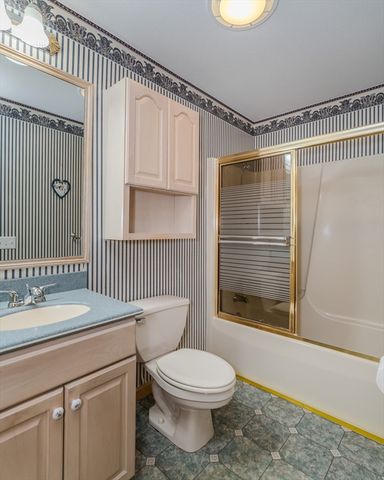 45 Shadow Brook Est 45, South Hadley, MA 01075