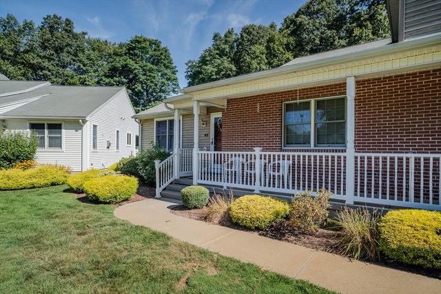 45 Shadow Brook Est 45, South Hadley, MA 01075