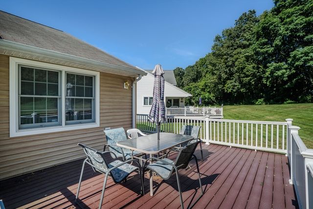45 Shadow Brook Est 45, South Hadley, MA 01075
