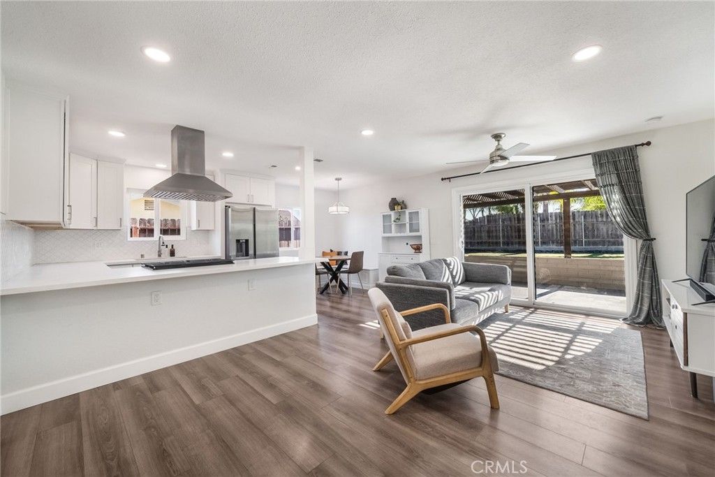 652 Parker, Oceanside, CA 92057 — photo 4