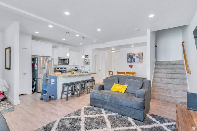 2726 W STOCKWELL CT, Taylorsville, UT 84129