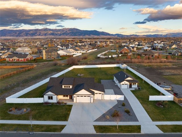 915 Stewart Loop, Bozeman, MT 59718