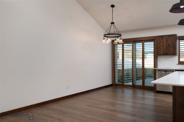 915 Stewart Loop, Bozeman, MT 59718