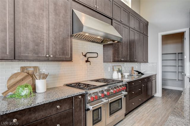 156 Tre Pietre Street, Henderson, NV 89011