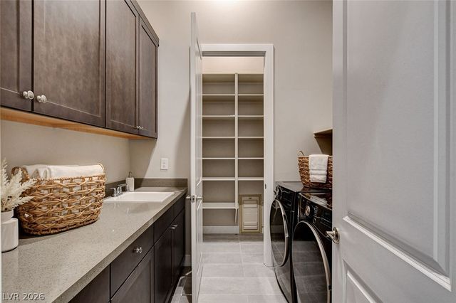 156 Tre Pietre Street, Henderson, NV 89011