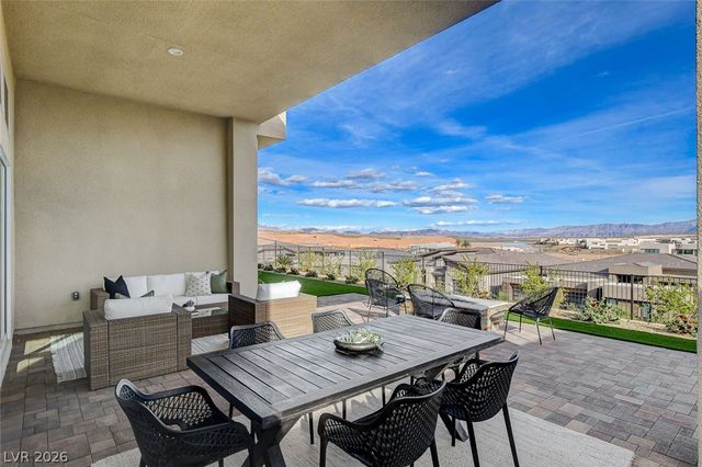 156 Tre Pietre Street, Henderson, NV 89011