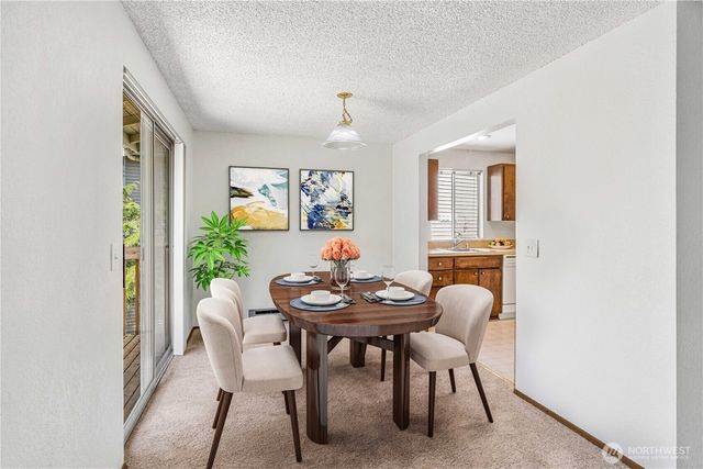 19433 28th Avenue NE, Lake Forest Park, WA 98155
