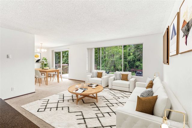 19433 28th Avenue NE, Lake Forest Park, WA 98155