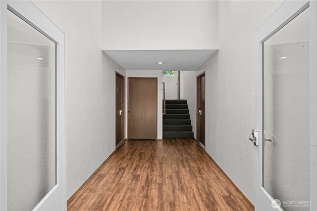 19433 28th Avenue NE, Lake Forest Park, WA 98155