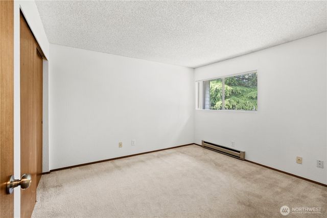 19433 28th Avenue NE, Lake Forest Park, WA 98155