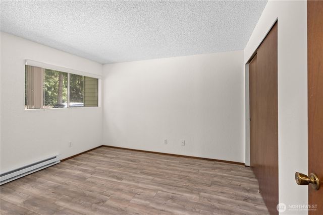 19433 28th Avenue NE, Lake Forest Park, WA 98155