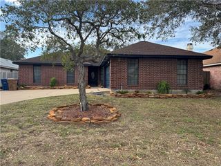 2205 Savoy St, Corpus Christi, TX 78414