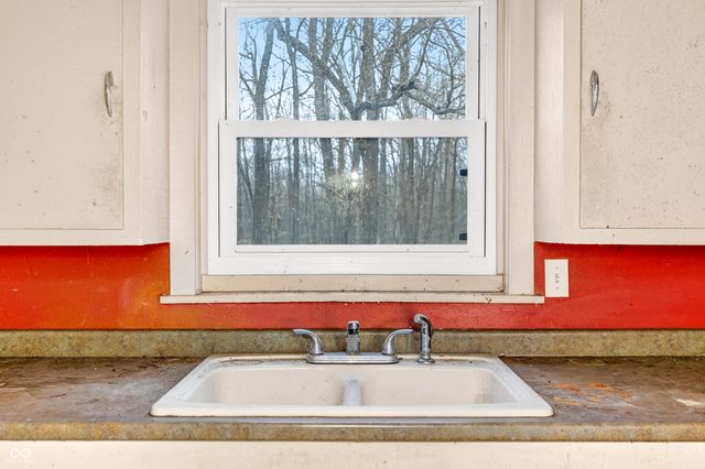 6570 S County Road 850 E, Crothersville, IN 47229