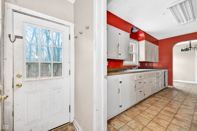 6570 S County Road 850 E, Crothersville, IN 47229